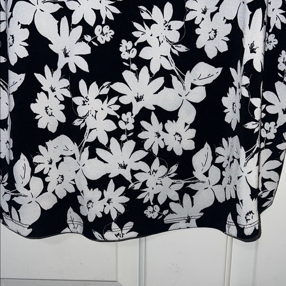 Adrienne Vittadini Monochrome Floral Tie-Neck Blouse - Picture 8 of 8